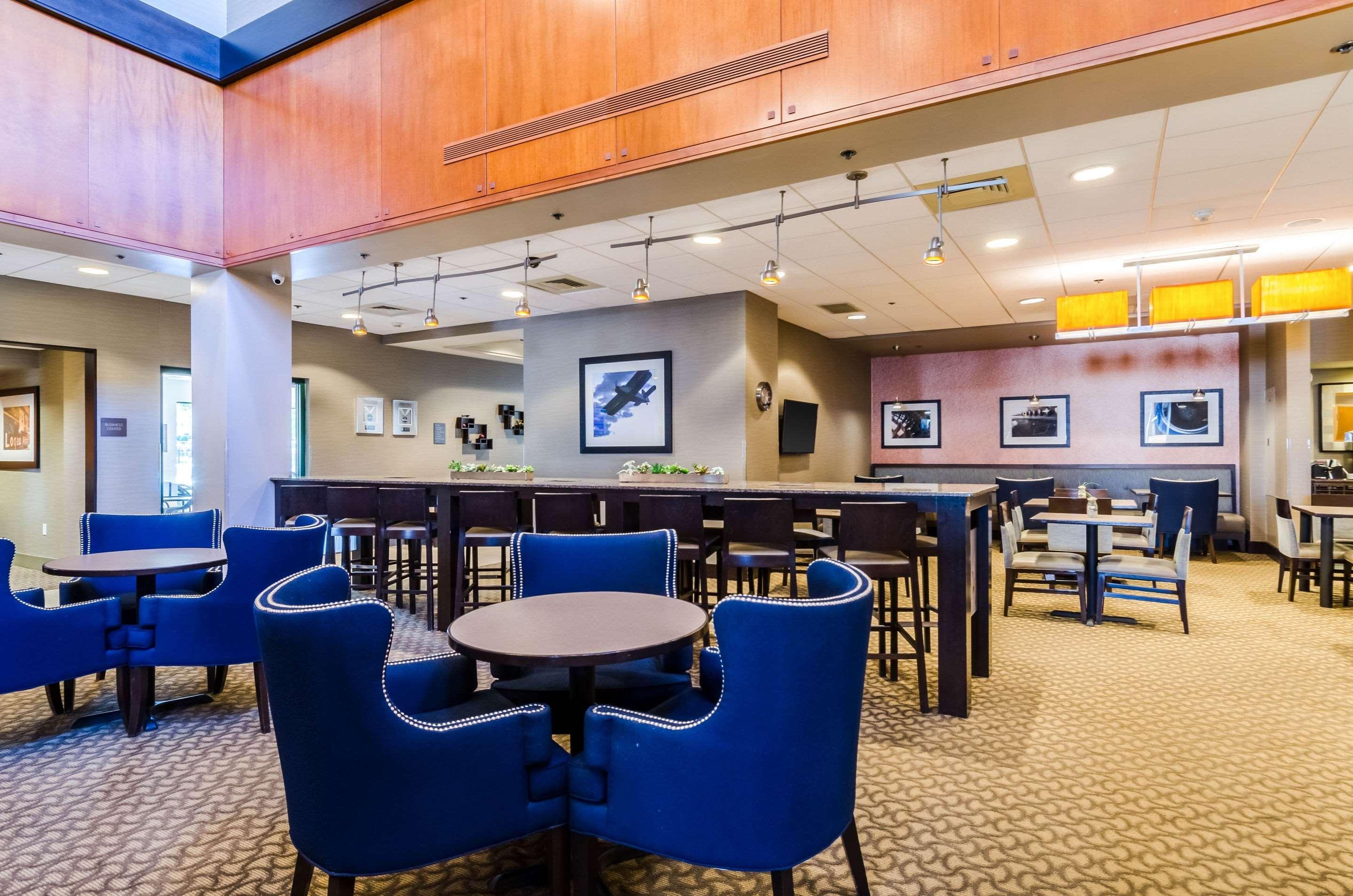 Comfort Inn & Suites Logan International Airport Revere Exteriér fotografie