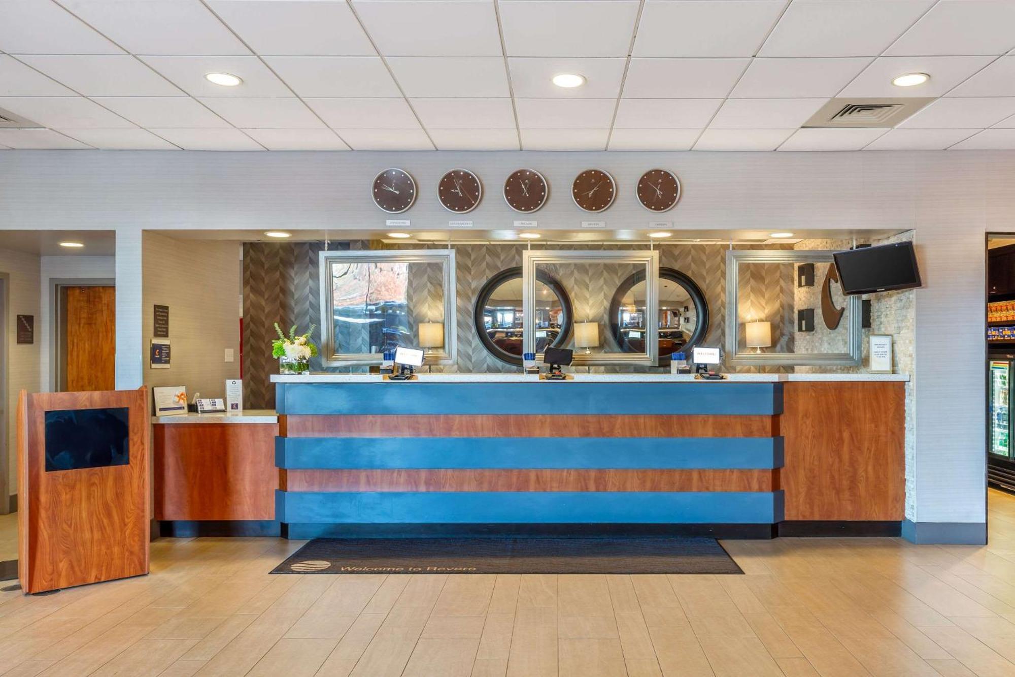 Comfort Inn & Suites Logan International Airport Revere Exteriér fotografie